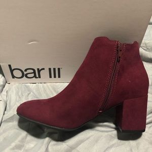 Bar III Womens Camelia Red Faux Suede Ankle Boots